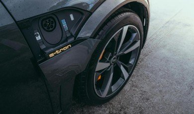 Wie vernetzte Fahrzeuge unsere Mobilität verändern